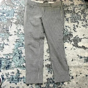 Banana Republic houndstooth Sloan flat front pants six